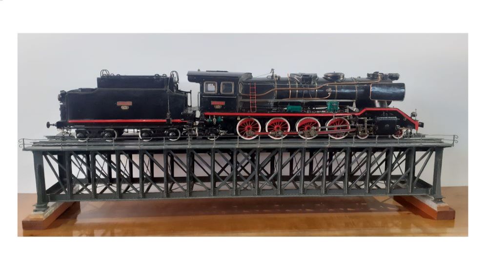 Pieza del trimestre del Museo del Ferrocarril de Madrid: modelo de locomotora de vapor 241F-2390